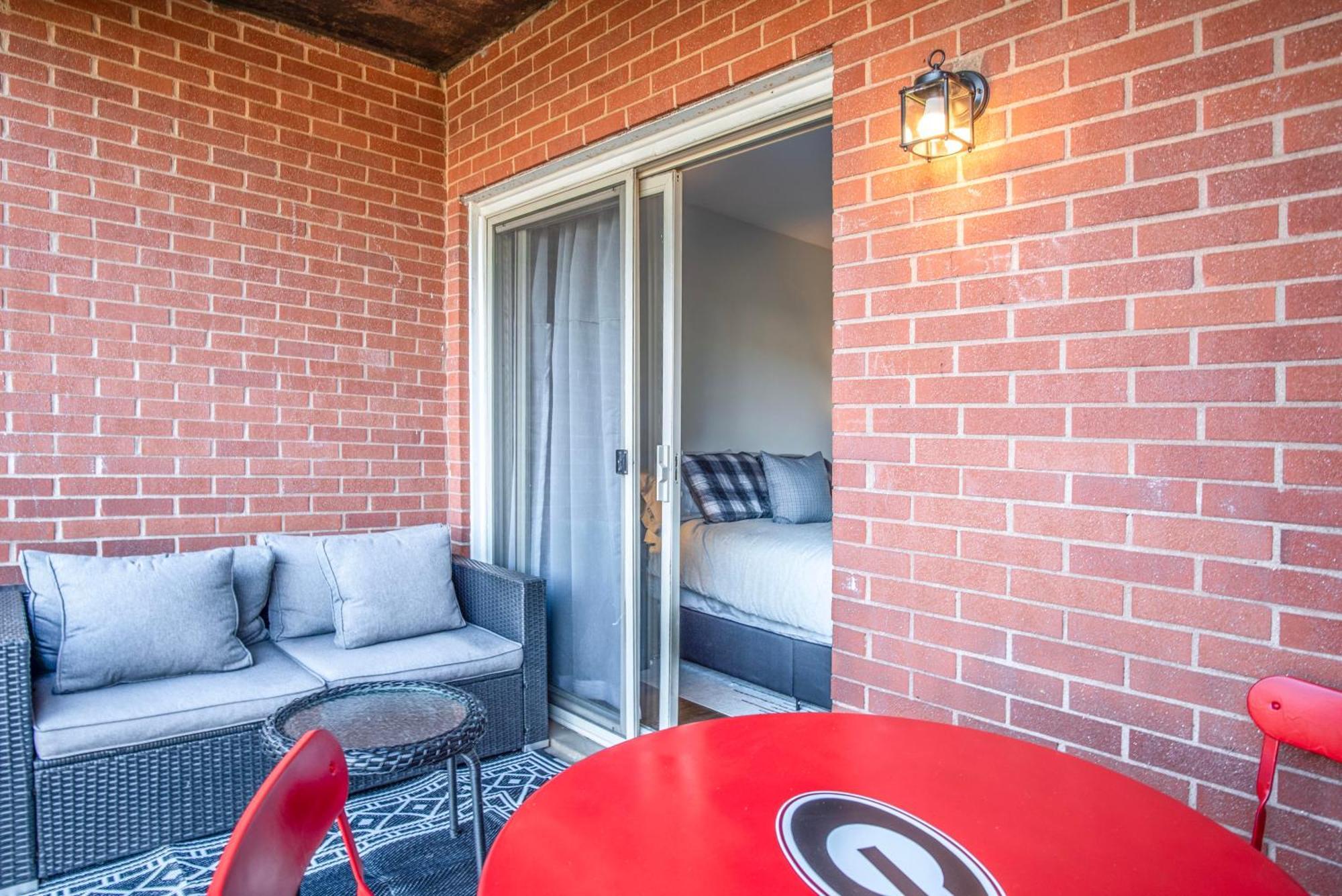 Classic City Getaway - 1 Mile Walk To Sanford Stadium! เอเธนส์ ภายนอก รูปภาพ